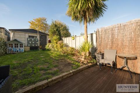68 Collindale Avenue, Erith, DA8 1EE