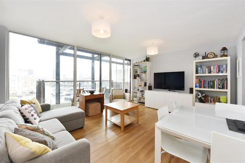 2 bedroom apartment for sale, Berglen Court, Branch Road, E14