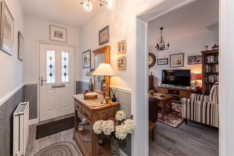 2 bedroom detached bungalow for sale - 87 Birches Road, Codsall, Wolverhampton