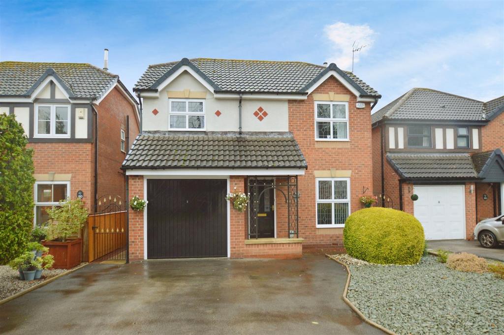 Badgers Wood, Cottingham 4 bed detached house £265,000