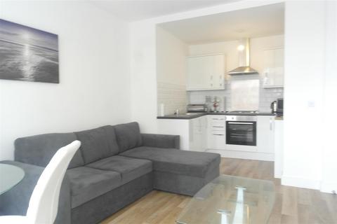 1 bedroom flat to rent, Suffolk Chambers