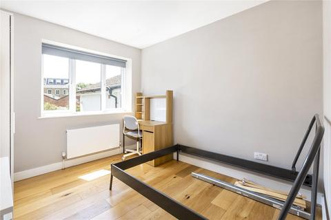 3 bedroom apartment to rent, Wandsworth Road, Clapham