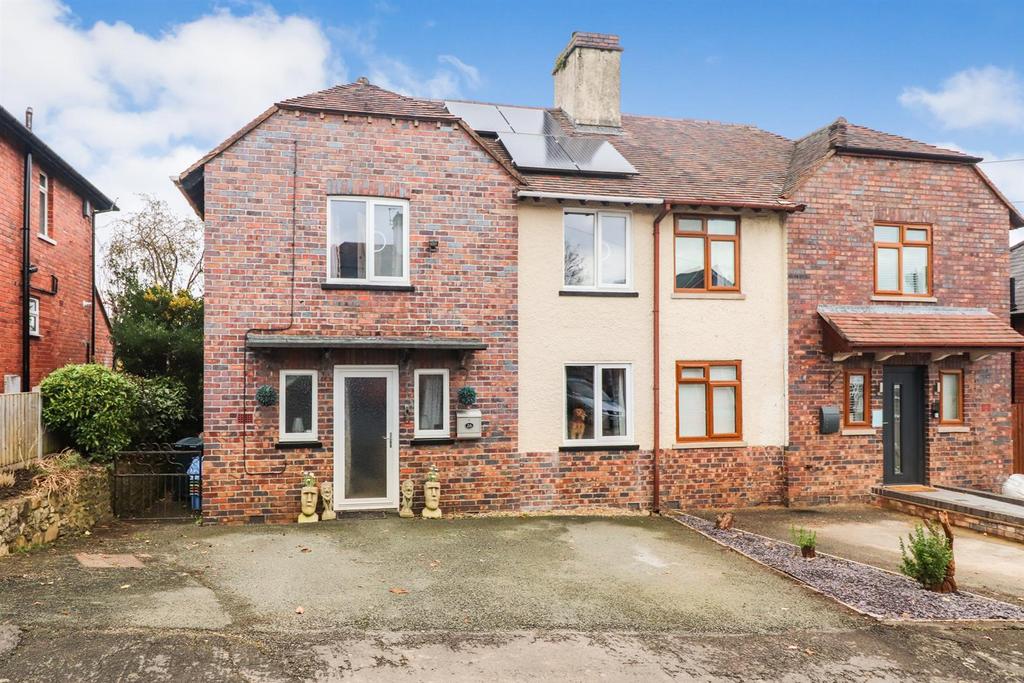 Coppice Drive, Oswestry 3 bed semidetached house for sale £220,000