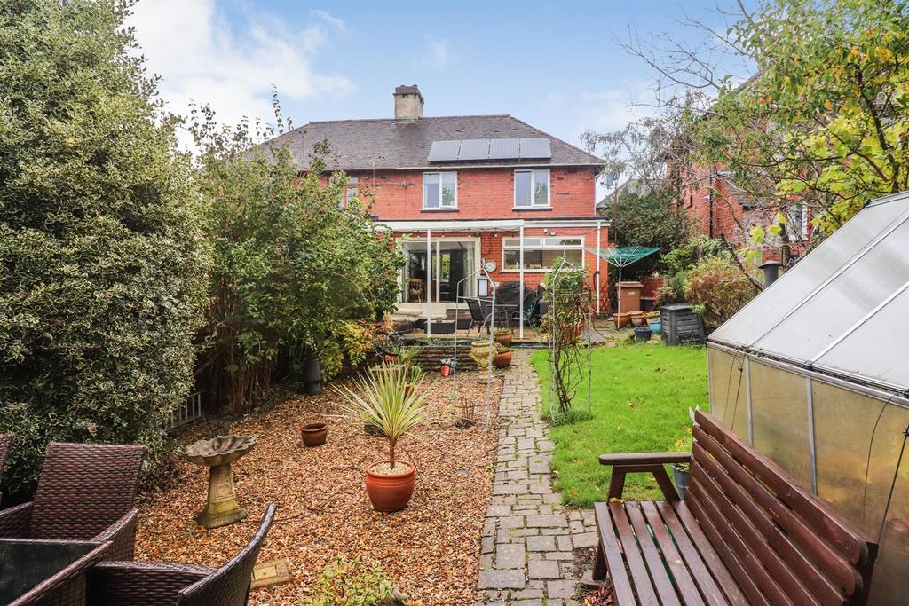 Coppice Drive, Oswestry 3 bed semidetached house for sale £220,000