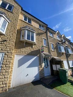 3 bedroom townhouse for sale, Victoria Court, Longwood, Huddersfield