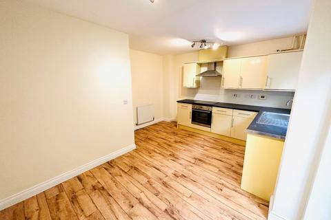 3 bedroom townhouse for sale, Victoria Court, Longwood, Huddersfield