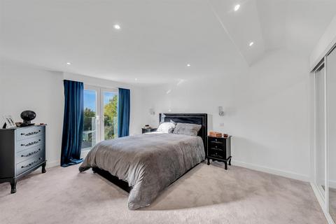 5 Thornton Road, Bromley, BR1 5AP