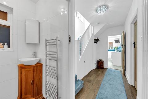 5 Thornton Road, Bromley, BR1 5AP