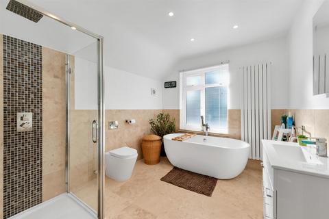 5 Thornton Road, Bromley, BR1 5AP
