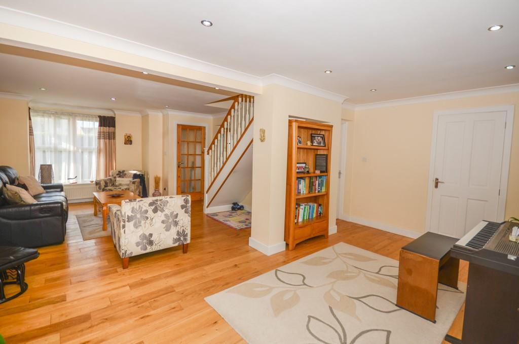 Westons Hill Drive, Emersons Green, Bristol, BS16 7DN 4 bed detached