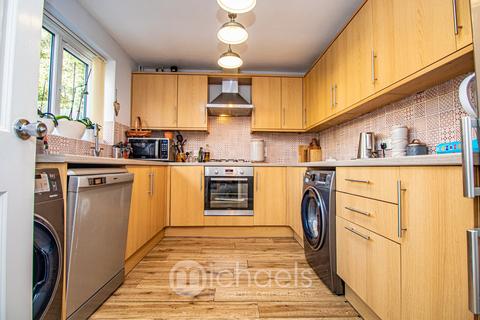 41 Stafford Crescent, Braintree, CM7 9PS