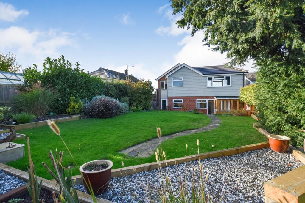 Beacon Hill, Maldon, Essex, CM9 4 bed detached house for sale £650,000