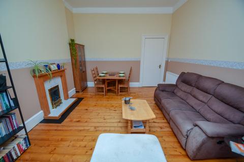3 bedroom flat for sale - 20 Albert Avenue, Queen's Park, Glasgow, G42 8RE
