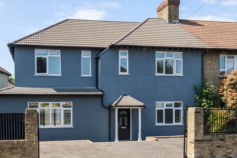 14 Green Way, London, SE9 5SZ