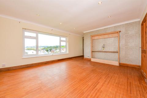 2 bedroom apartment for sale, Windsor House, 54 Ffordd Naddyn, Glan Conwy, Colwyn Bay, LL28