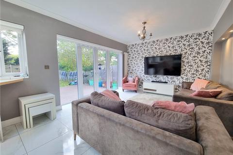 4 bedroom semi-detached house for sale - Midfield Way, Orpington, Kent, BR5