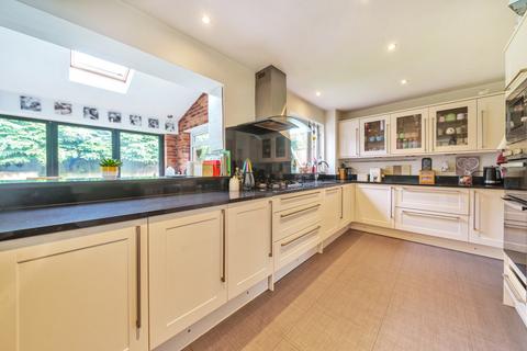 90 Ashdown Road, Chandler's Ford, Eastleigh, SO53 5QG