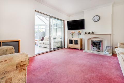 19 Cannonside, Fetcham, Leatherhead, KT22 9LE