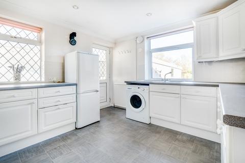 19 Cannonside, Fetcham, Leatherhead, KT22 9LE