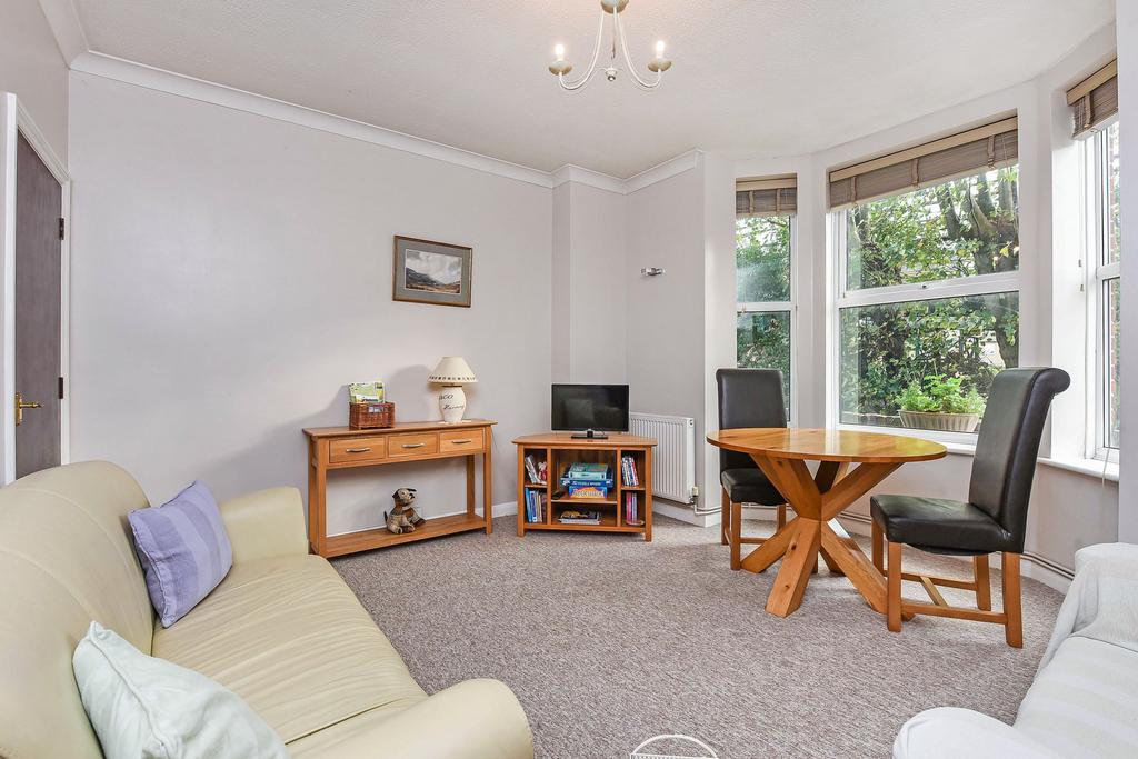 Ettrick Road, Chichester, West Sussex, PO19 2 bed apartment for sale