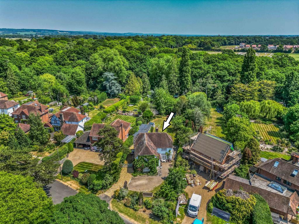 Pine Grove, West Broyle, Chichester, PO19 5 bed detached house for sale