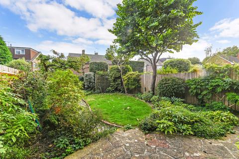 54 Bishopsgate Walk, Chichester, PO19 6FQ