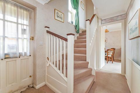 54 Bishopsgate Walk, Chichester, PO19 6FQ