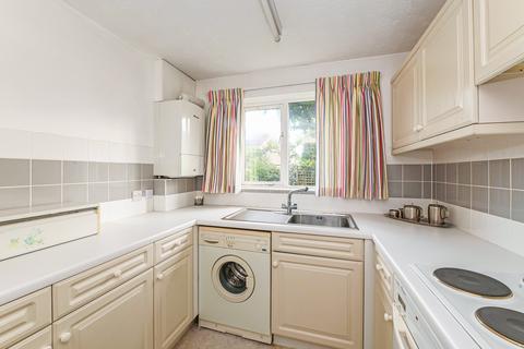 54 Bishopsgate Walk, Chichester, PO19 6FQ