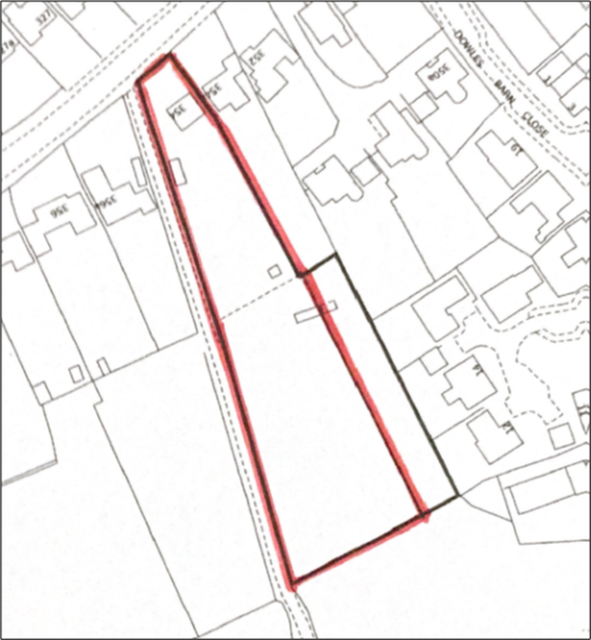 Wokingham, Berkshire 3 bed property with land for sale £950,000