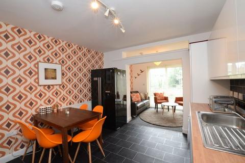 5 bedroom house to rent - 15 Arnesby Road, Lenton, Nottingham, NG7 2EA