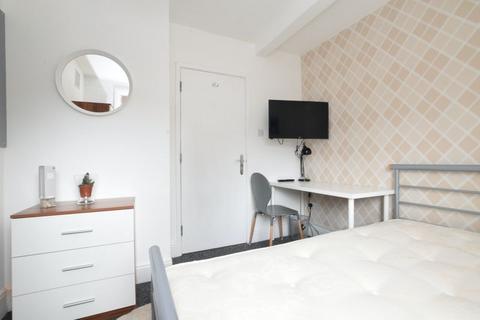 5 bedroom house to rent - 15 Arnesby Road, Lenton, Nottingham, NG7 2EA