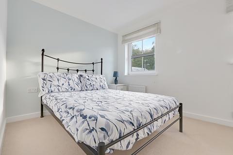 8 Millbrook Close, Sherfield On Loddon, Hook, RG27 0AZ