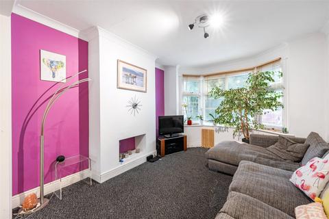 4 bedroom semi-detached house for sale - St Andrews Road, Worthing, West Sussex, BN13