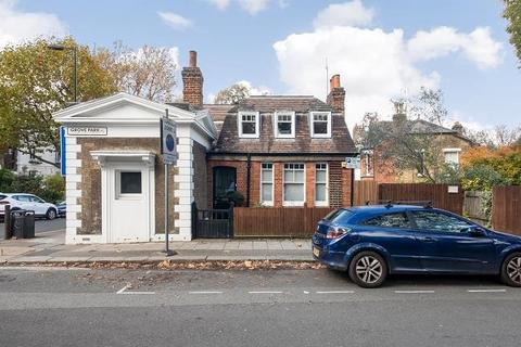 2 bedroom house for sale - Grove Park, Camberwell, London, SE5