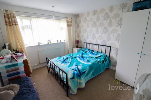 2 bedroom flat for sale - Woodfield Avenue, Lincoln LN6