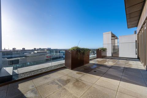 4 bedroom penthouse for sale, Fountain Park Way, White City, LONDON, W12