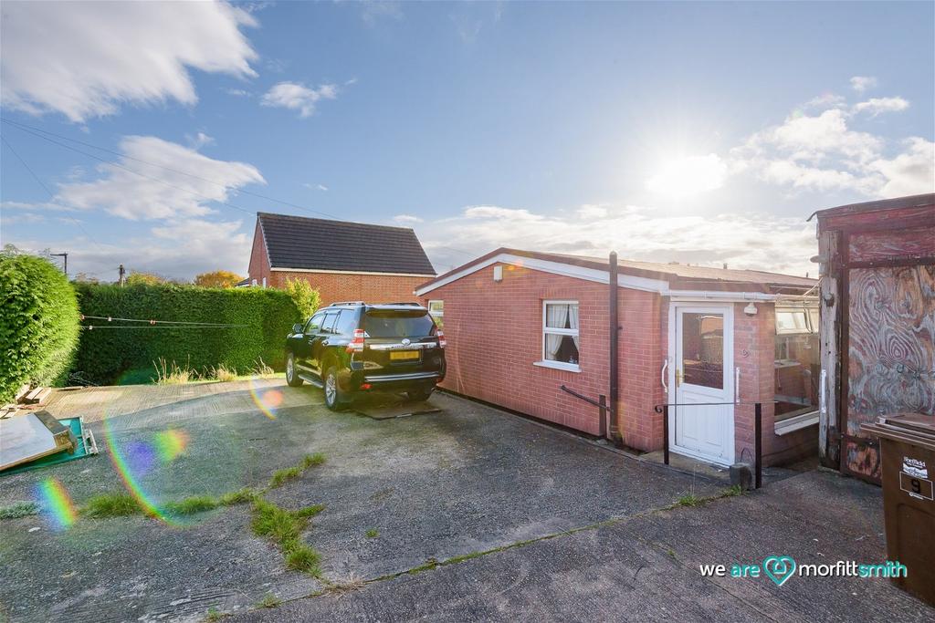 Lee Road, Loxley, S6 6RJ 2 bed detached bungalow for sale £150,000