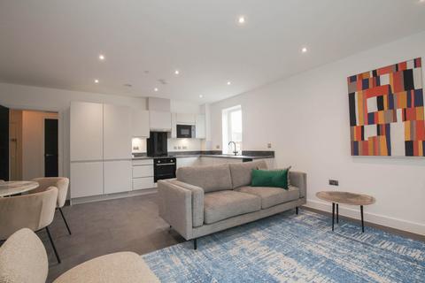 undefined, Kew Bridge Road, Brentford, TW8