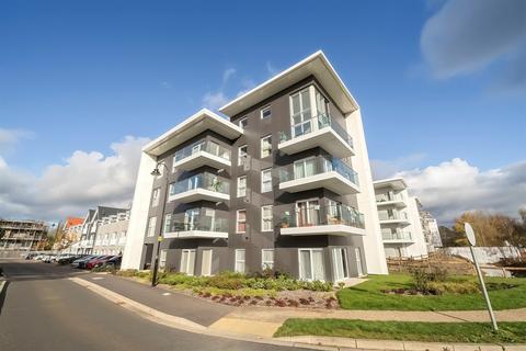 2 bedroom apartment to rent, Fairhaven Drive, Reading, RG2