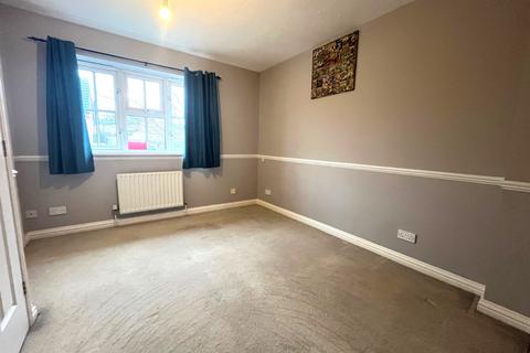 2 bedroom semi-detached house to rent, Harding Close, Faringdon, Oxfordshire, SN7