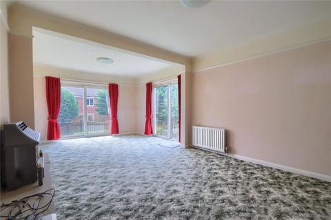 3 bedroom detached house for sale - Hillcrest Avenue, Fairfield