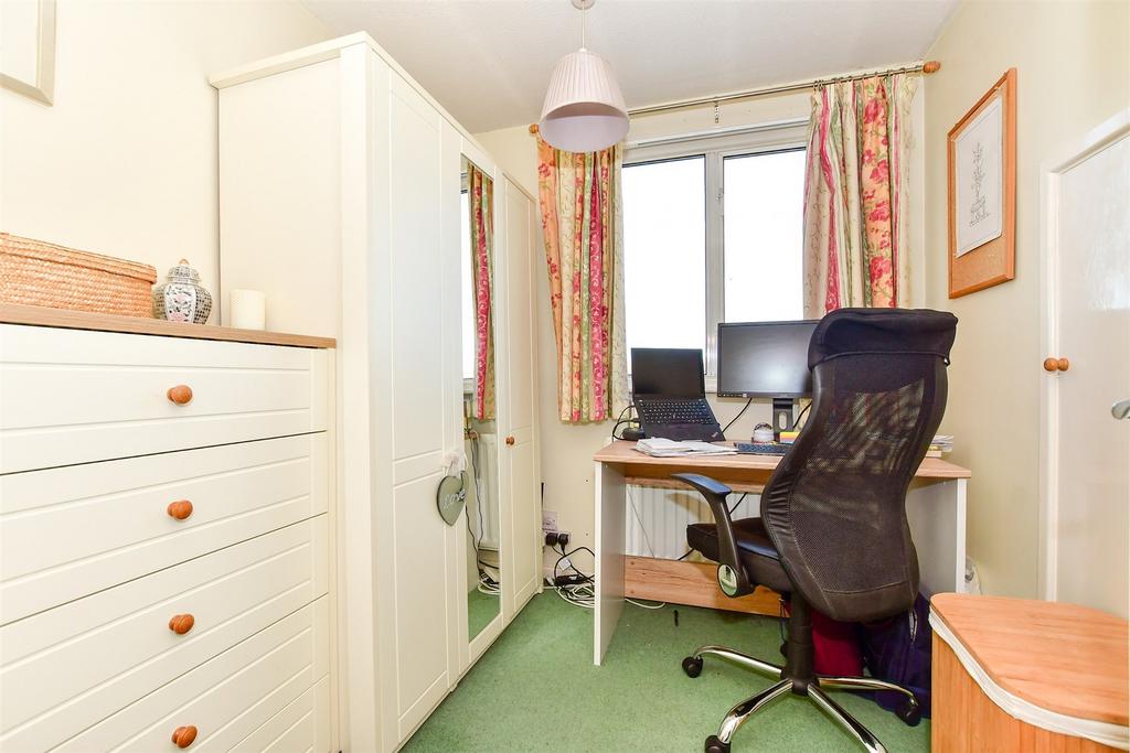Bedroom 4/Study