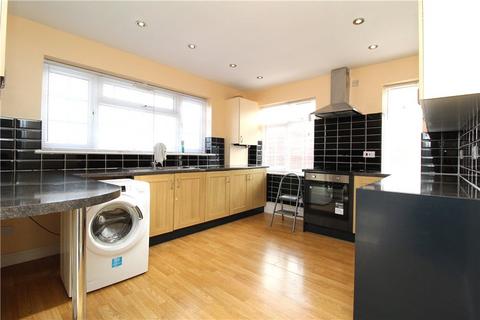 2 bedroom apartment to rent - Eastmead Avenue, Greenford, UB6