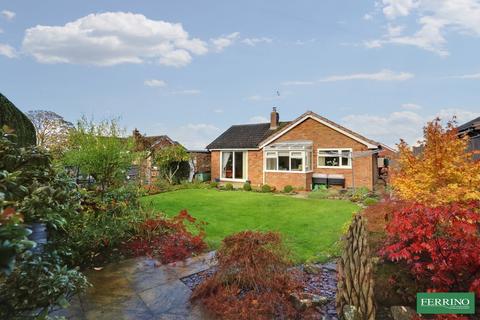 3 bedroom bungalow for sale - Park View, Ruardean, Gloucestershire. GL17 9YW