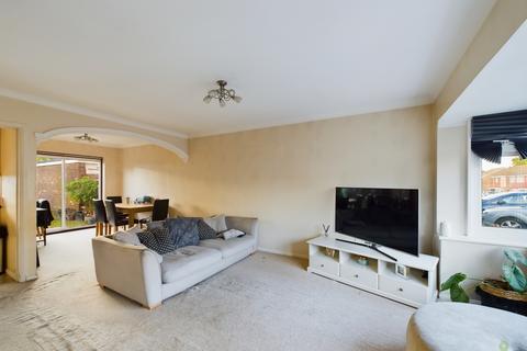 62 Randolph Close, Bexleyheath, DA7 6HY