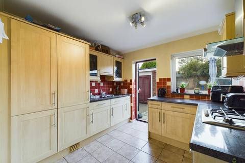 62 Randolph Close, Bexleyheath, DA7 6HY