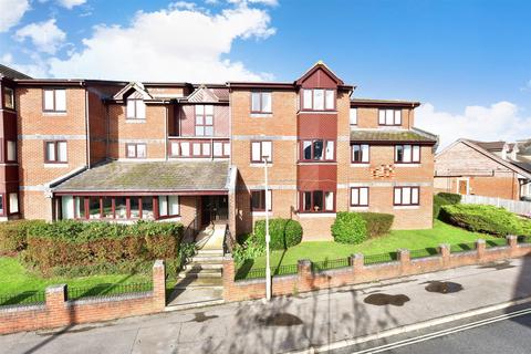 1 bedroom ground floor flat for sale, Stakes Road, Purbrook, Waterlooville, Hampshire