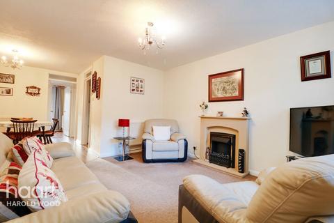 1 bedroom maisonette for sale, Copperfields Way, Harold Wood