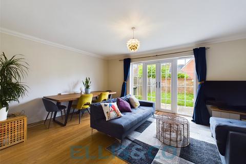 4 bedroom terraced house to rent, Regent Way, Kings Hill, West Malling, Kent, ME19