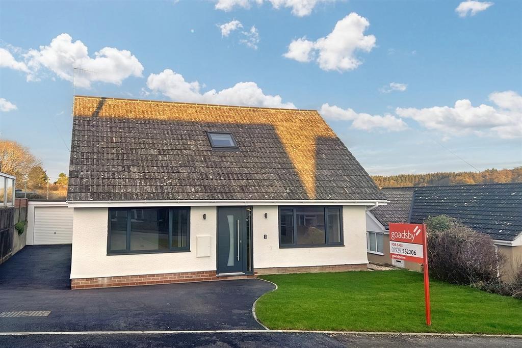 Bere Regis 3 bed detached house for sale £525,000